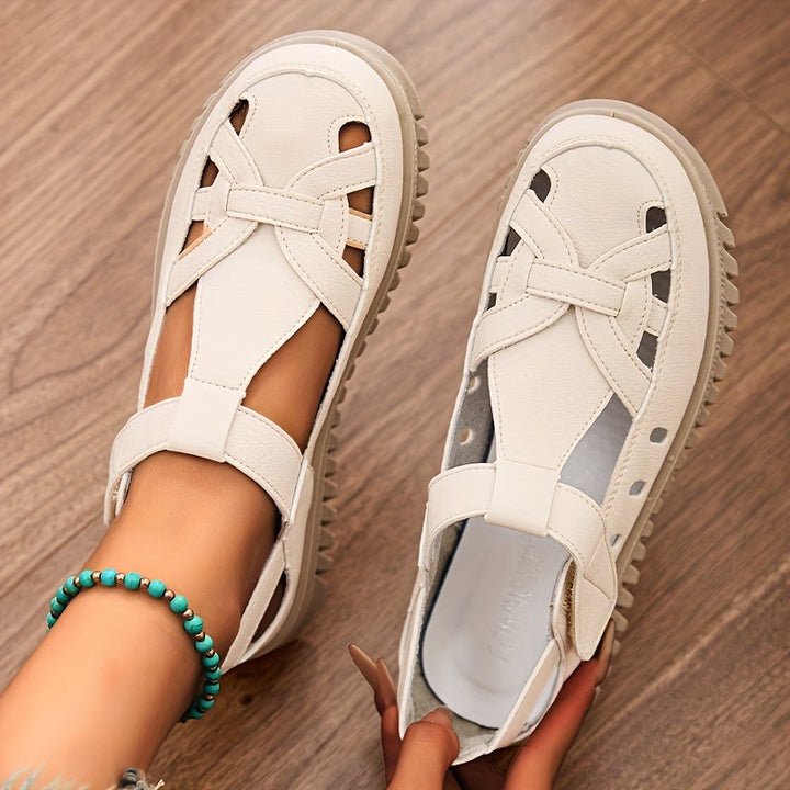 Mara – Comfortable sandals with a stable sole