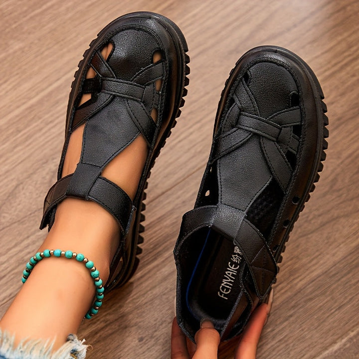 Mara – Comfortable sandals with a stable sole