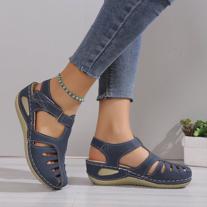 Leni – Comfort sandals with a gentle lift