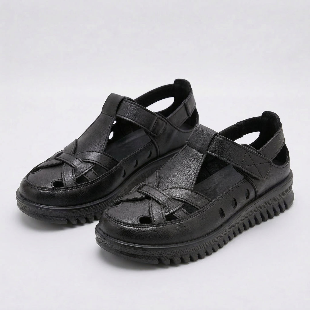 Mara – Comfortable sandals with a stable sole