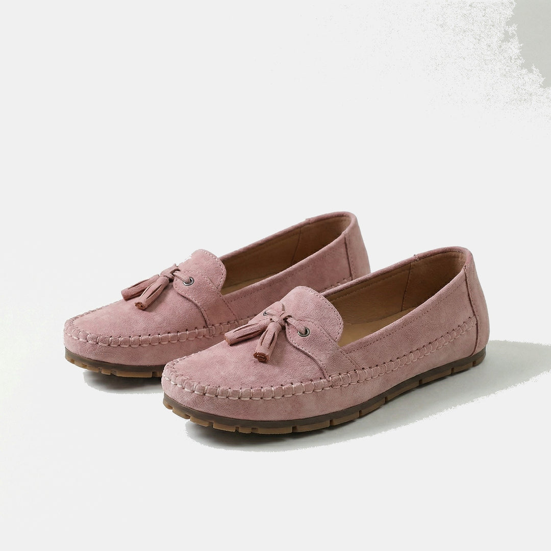 Nadine - Classic loafers with tassel detail